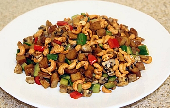 Vegetarian Shark Fin and Mushrooms Stir Fry